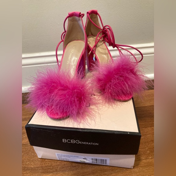 Never worn - BCBGeneration Barbie Pink Fluffy Heel - Picture 4 of 6